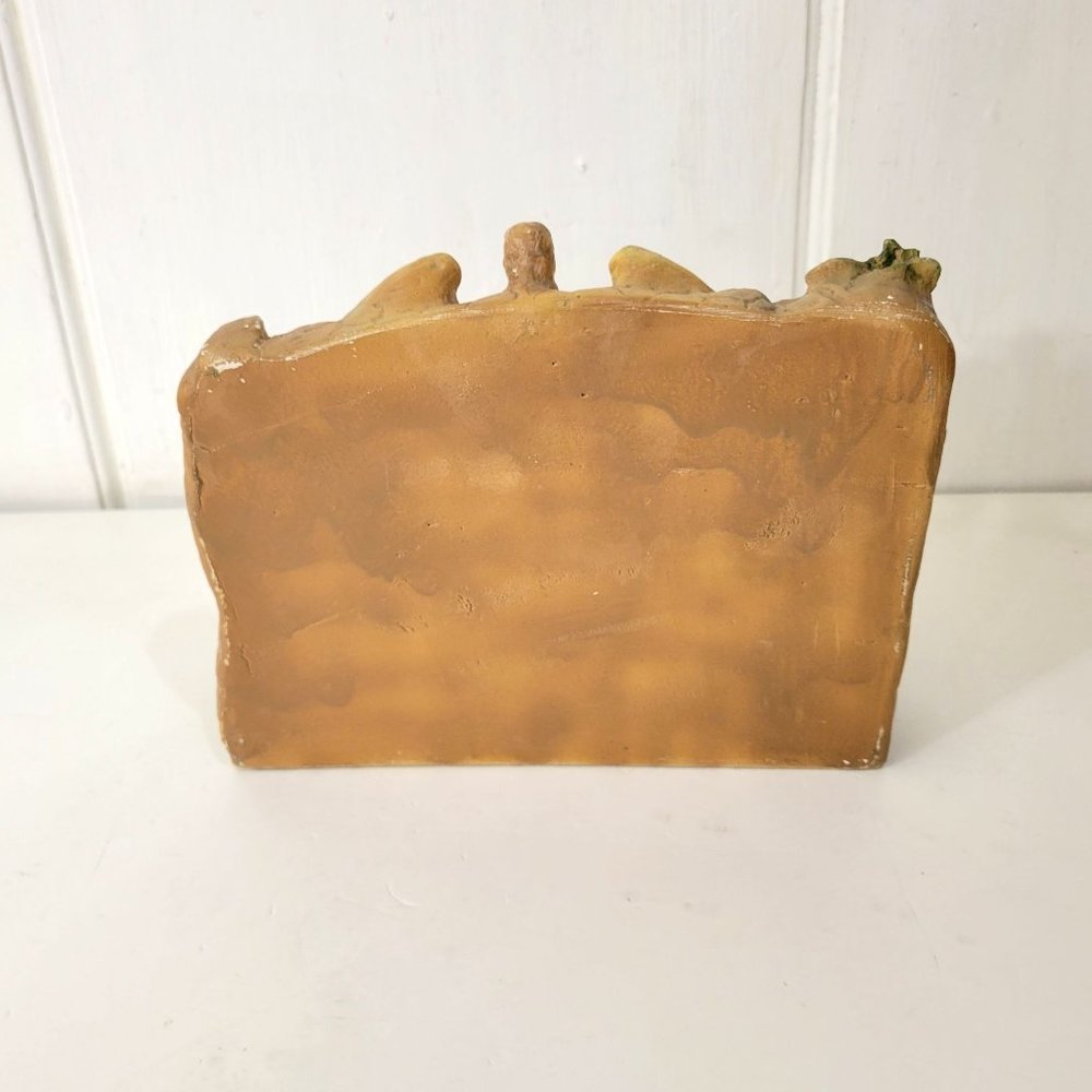 Vintage Chalkware Nativity Scene Base - Picture 4 of 7
